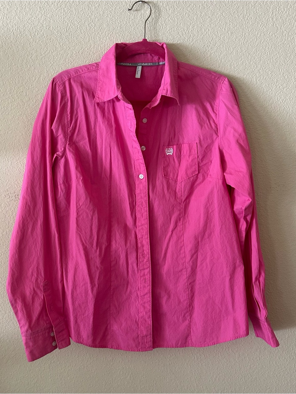 Cinch Hot Pink Button-Down Shirt Women’s size Large 100% Cotton